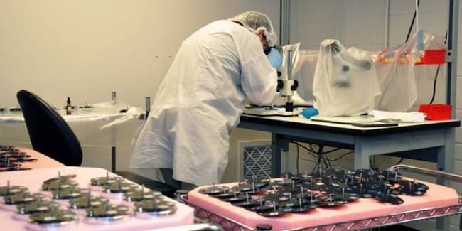Cleanroom Assembly